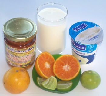 Learn how to prepare a honey citrus yogurt drink